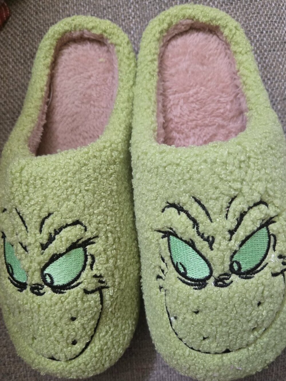 New grinch slipper